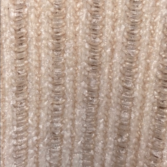 LA Hearts v neck sweater | S - Picture 2 of 4